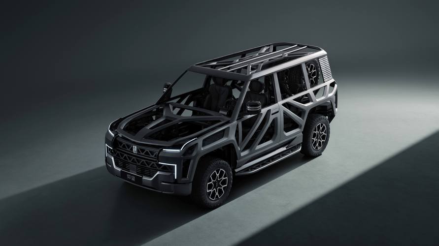 重庆云阳县扬隆远企业管理咨询仰望U8硬派越野的科技魅力，国能汽车对传统燃油车市场的冲击